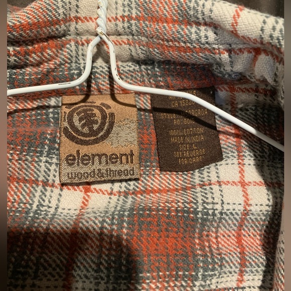 Element Plaid button up Size L - Picture 2 of 2